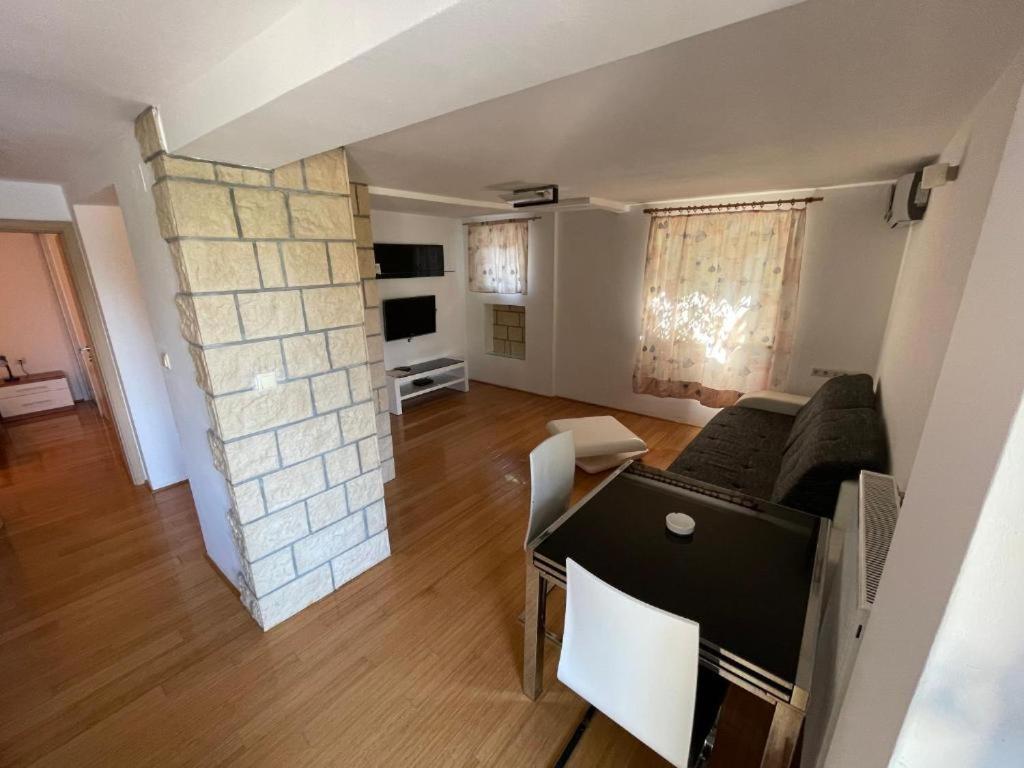 Bellevue Rooms Stara Baška Buitenkant foto