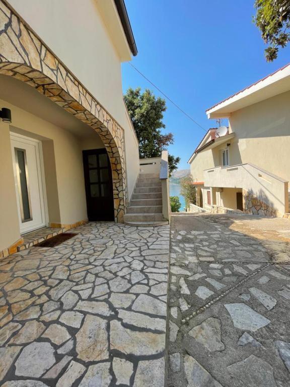 Bellevue Rooms Stara Baška Buitenkant foto