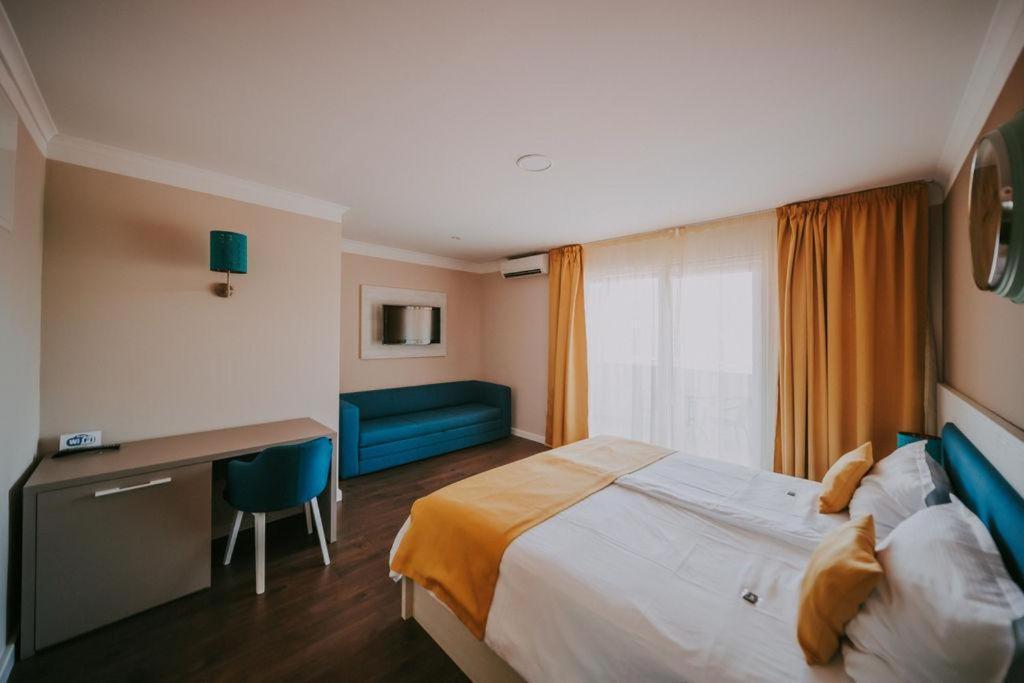 Bellevue Rooms Stara Baška Buitenkant foto